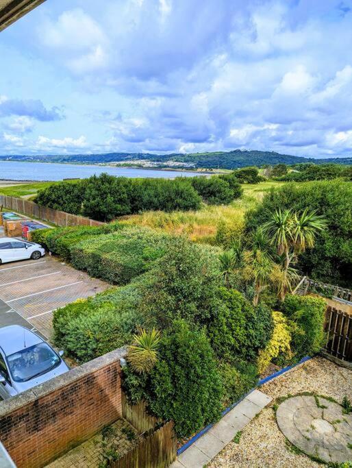 Coastal Retreat In Carmarthenshire Villa Llanelli Exterior photo